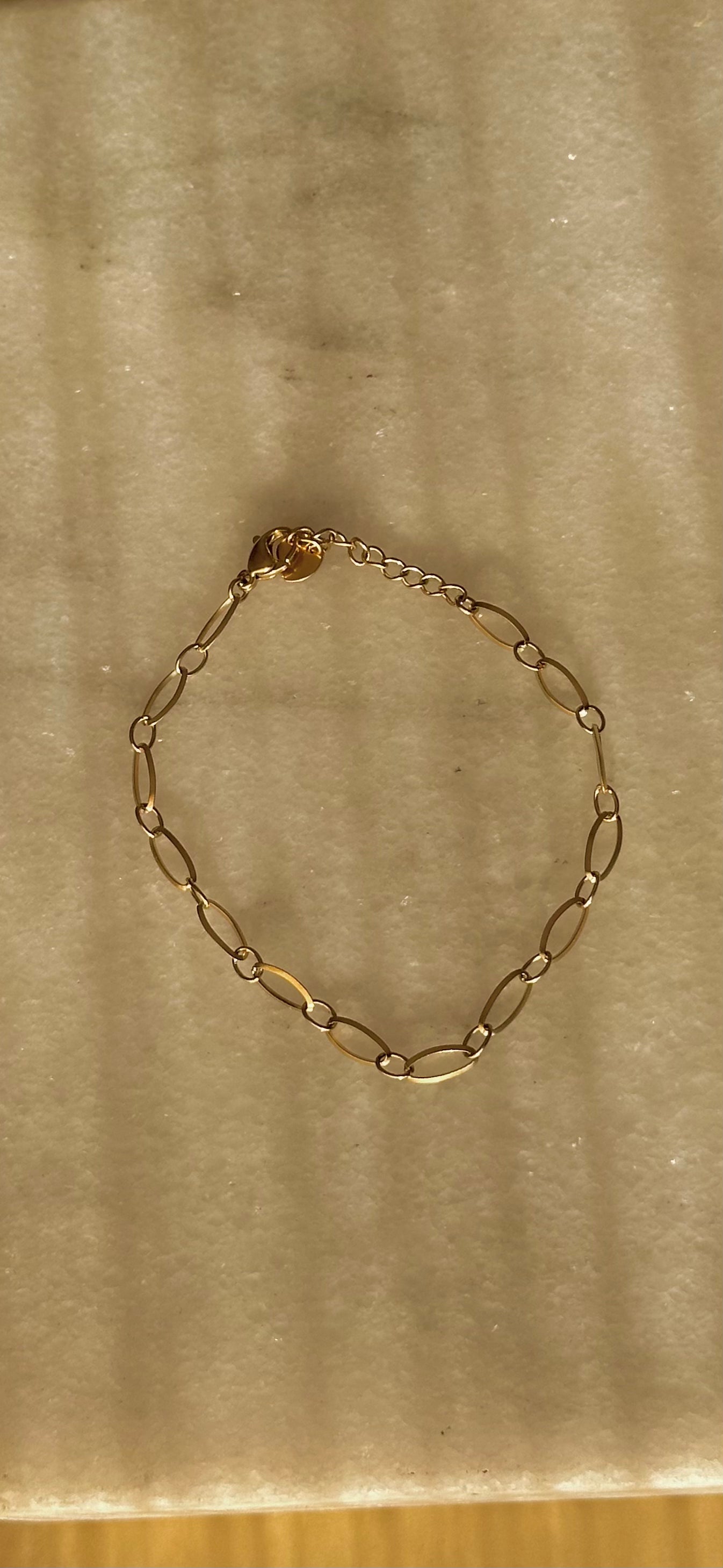 oval chain
