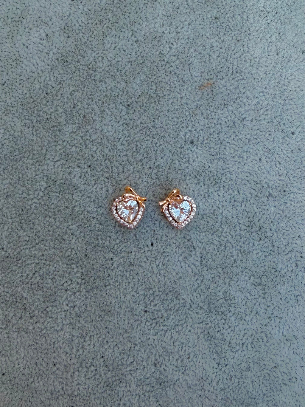 heart bow