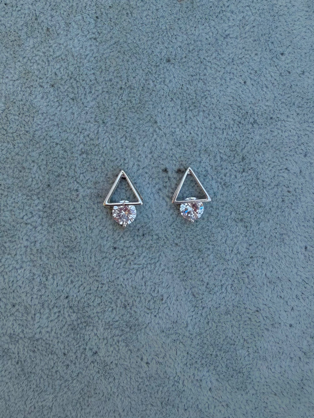 silver triangle