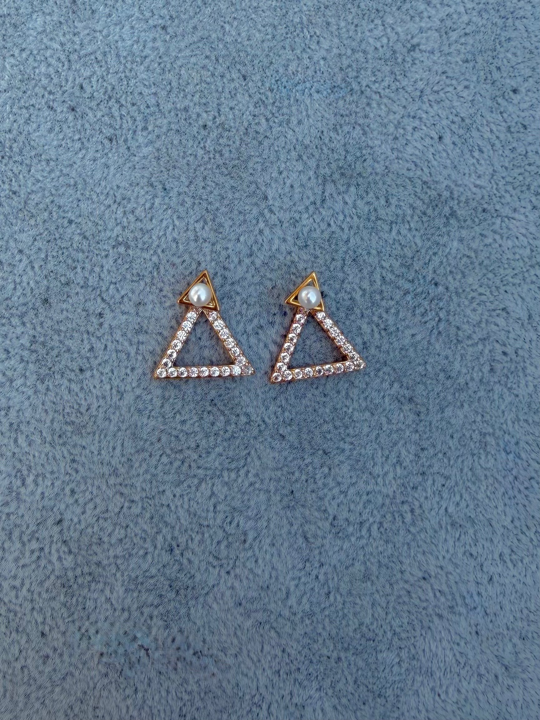 pearl triangle