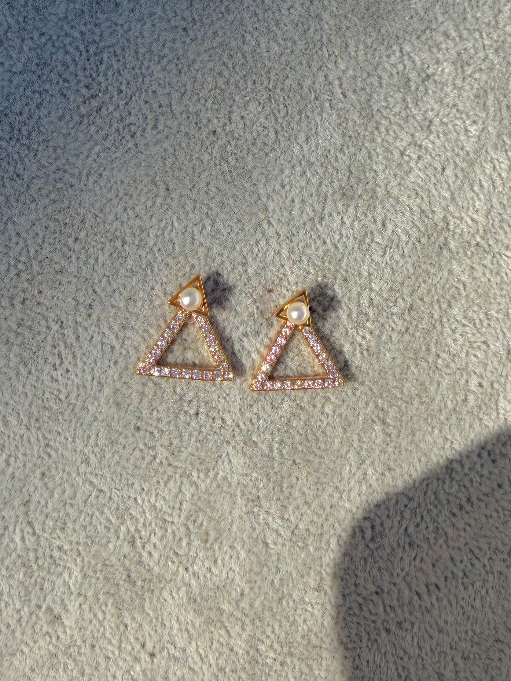 pearl triangle