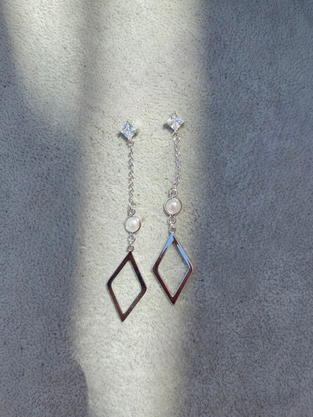 rhombus pearl